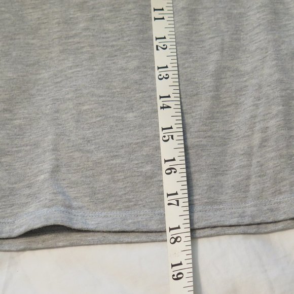 GIRLS (12 years) 'Santa is it too late to be good" T-shirt - Picture 7 of 7